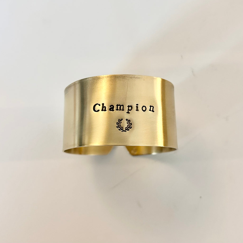 Champion | Série - Déjà gravé 🍀 Rond en laiton brut gravé (2 diamètres)