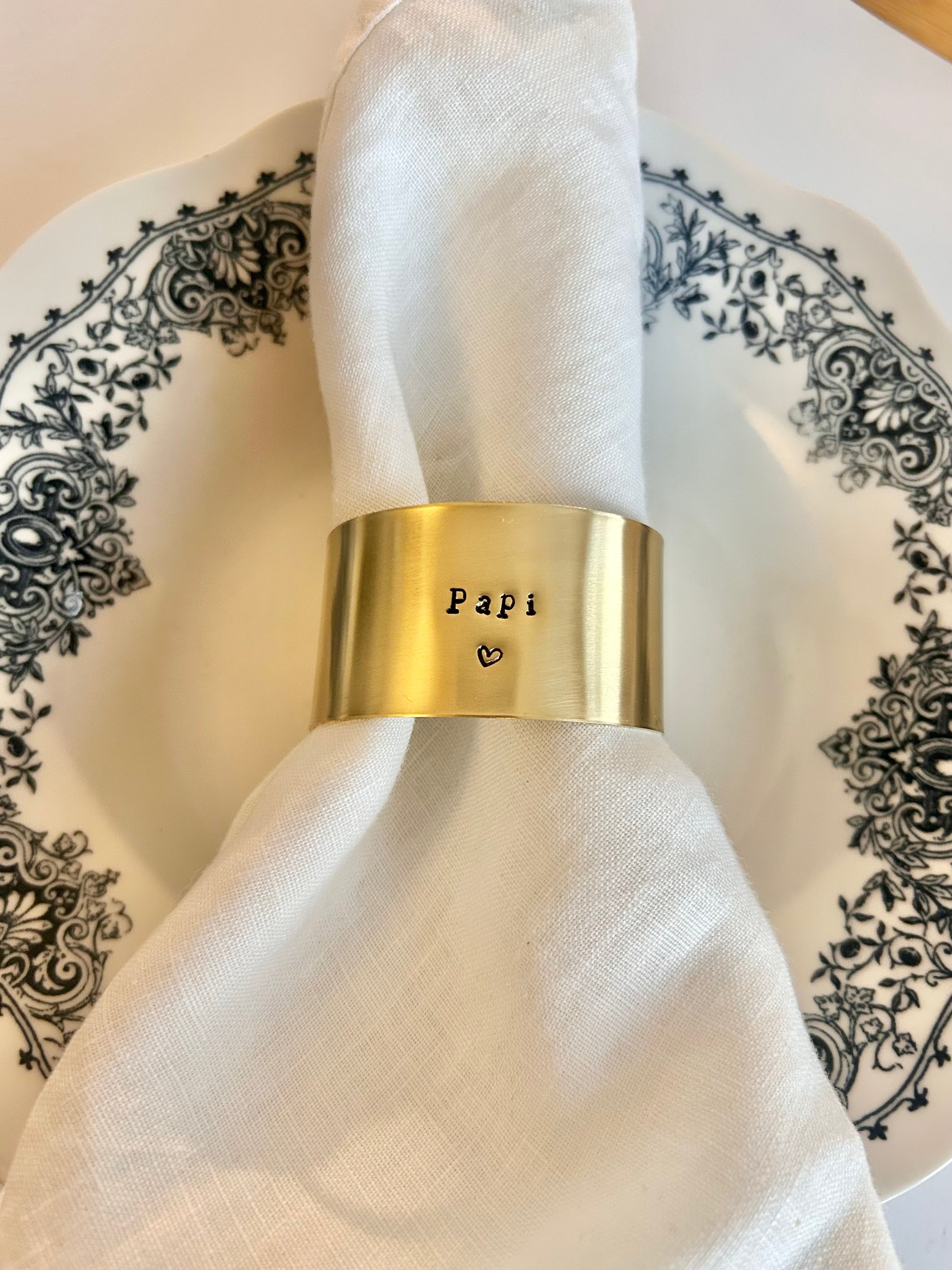 Papi avec coeur moyen | Série - Rond en laiton brut gravé (2 diamètres)