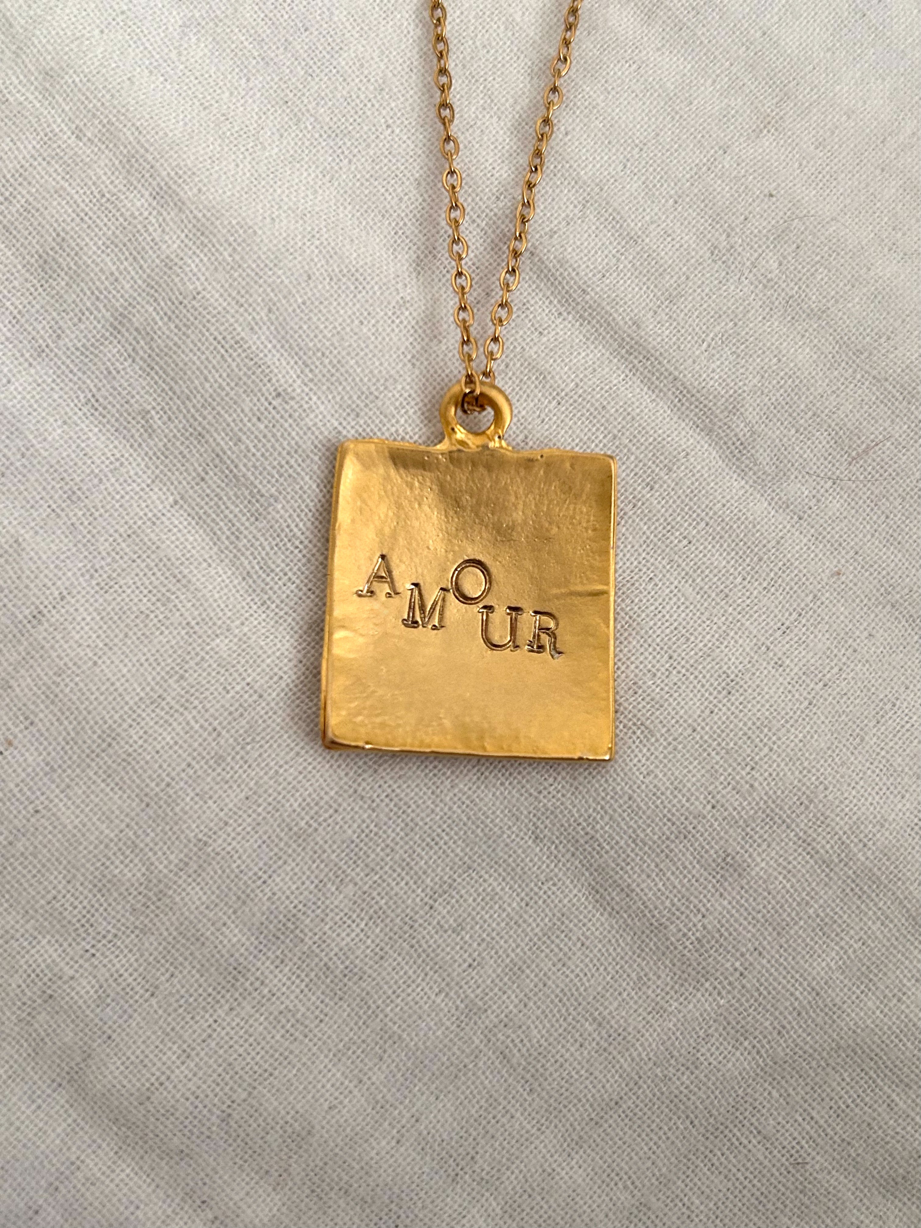 Collier Amour or mat