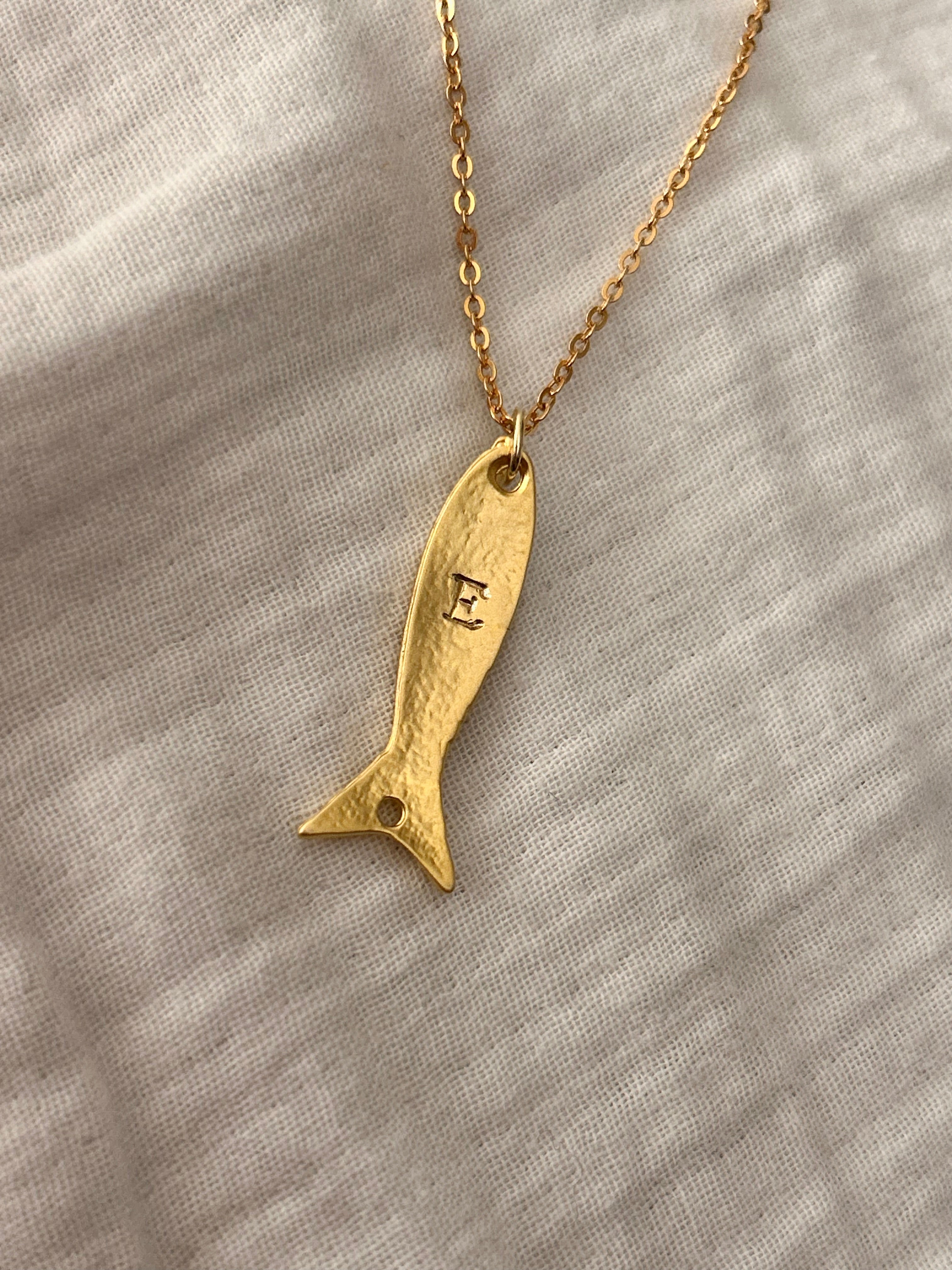 Collier Neptune personnalisable initiale