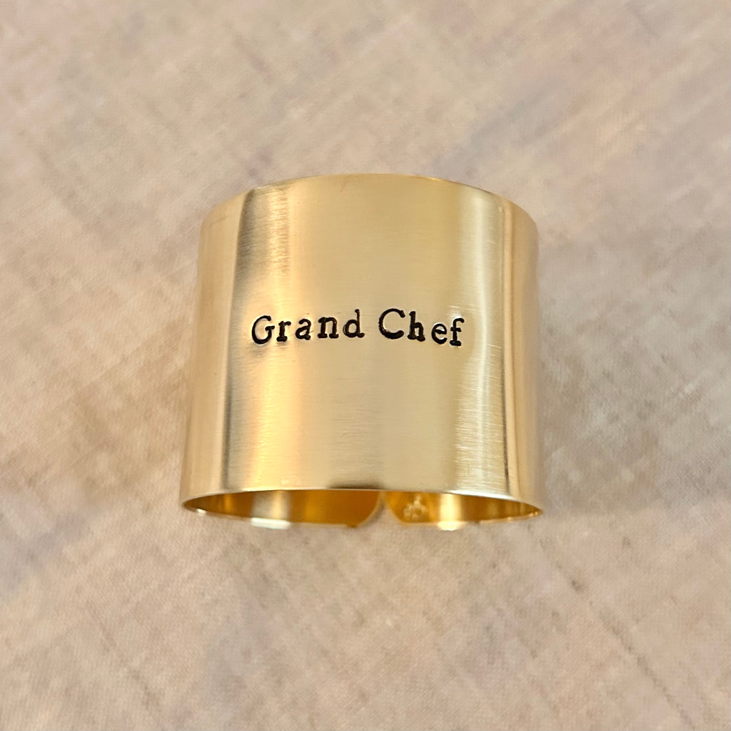 Grand Chef | Série - Déjà gravé 🍀 Rond de serviette en laiton brut gravé (2 diamètres possibles)