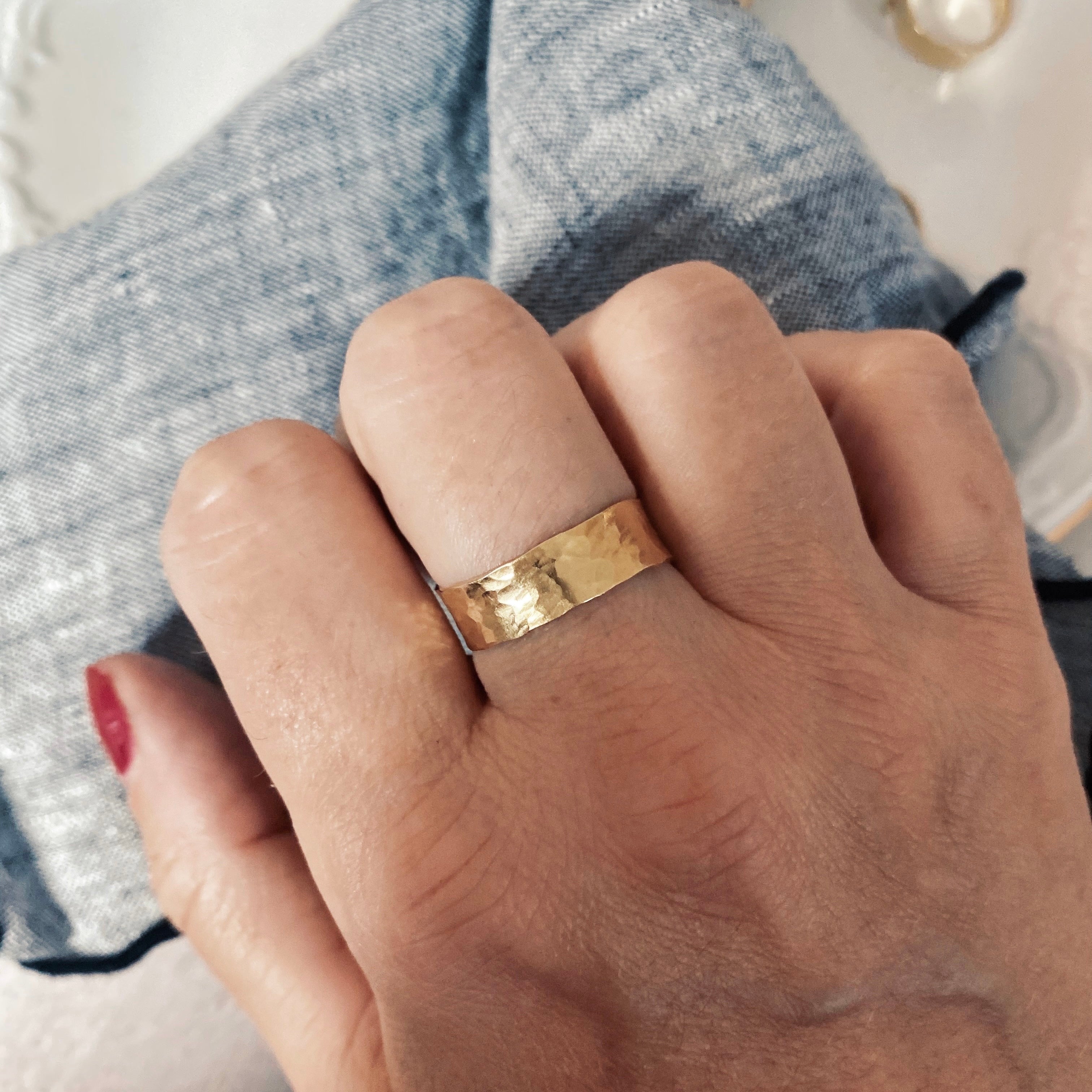 Bague MELO en laiton micro martelé