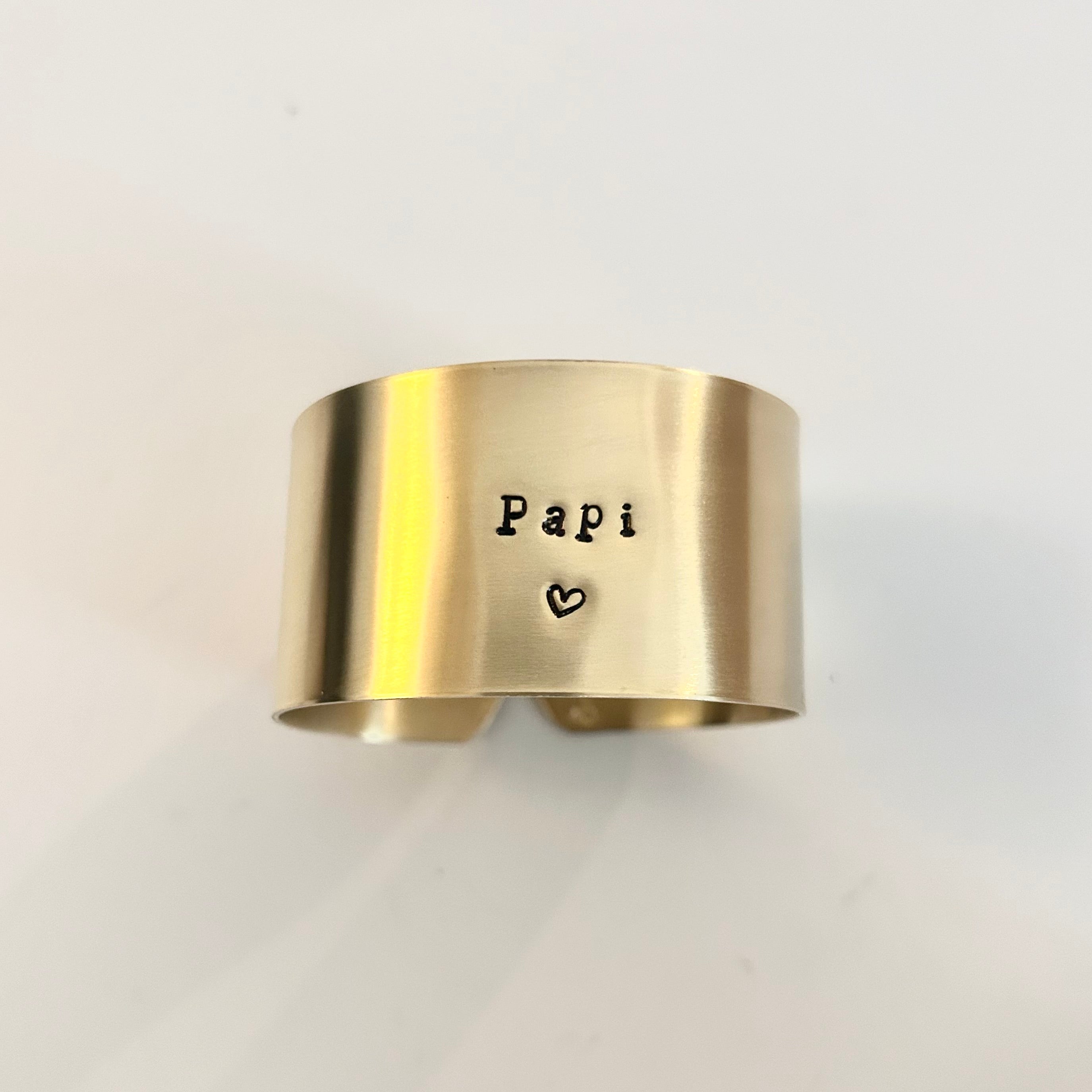Papi avec coeur moyen | Série - Rond en laiton brut gravé (2 diamètres)