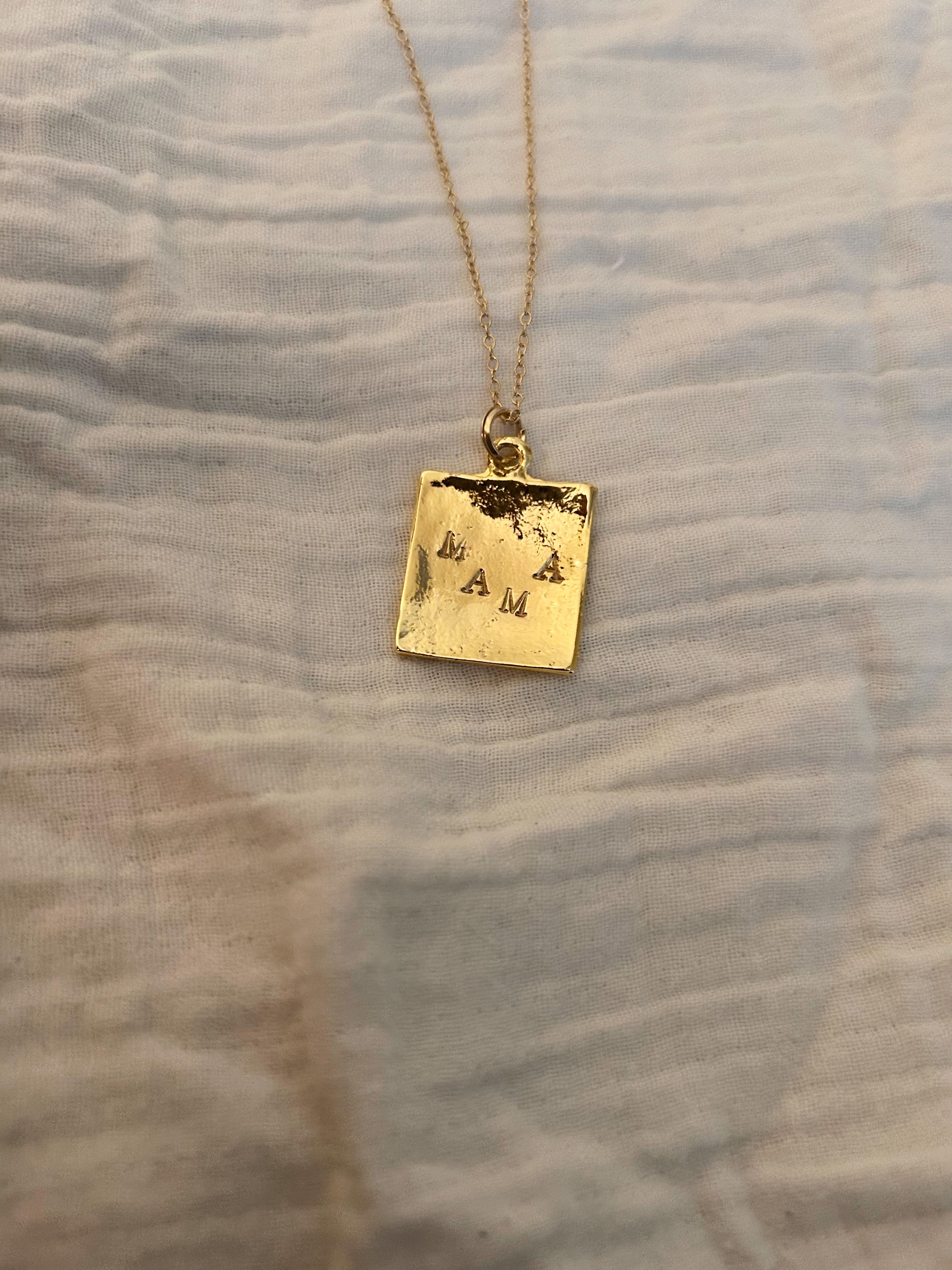 Collier MAMA or brillant