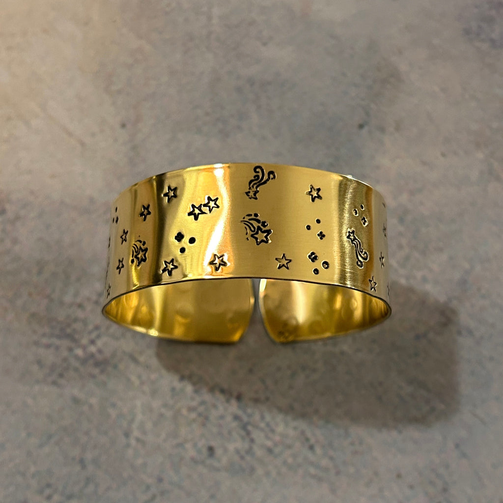 VOYAGE CÉLESTE | Rond de serviette en laiton doré déjà gravé - Petite hauteur - Diamètre large ⌀5 cm