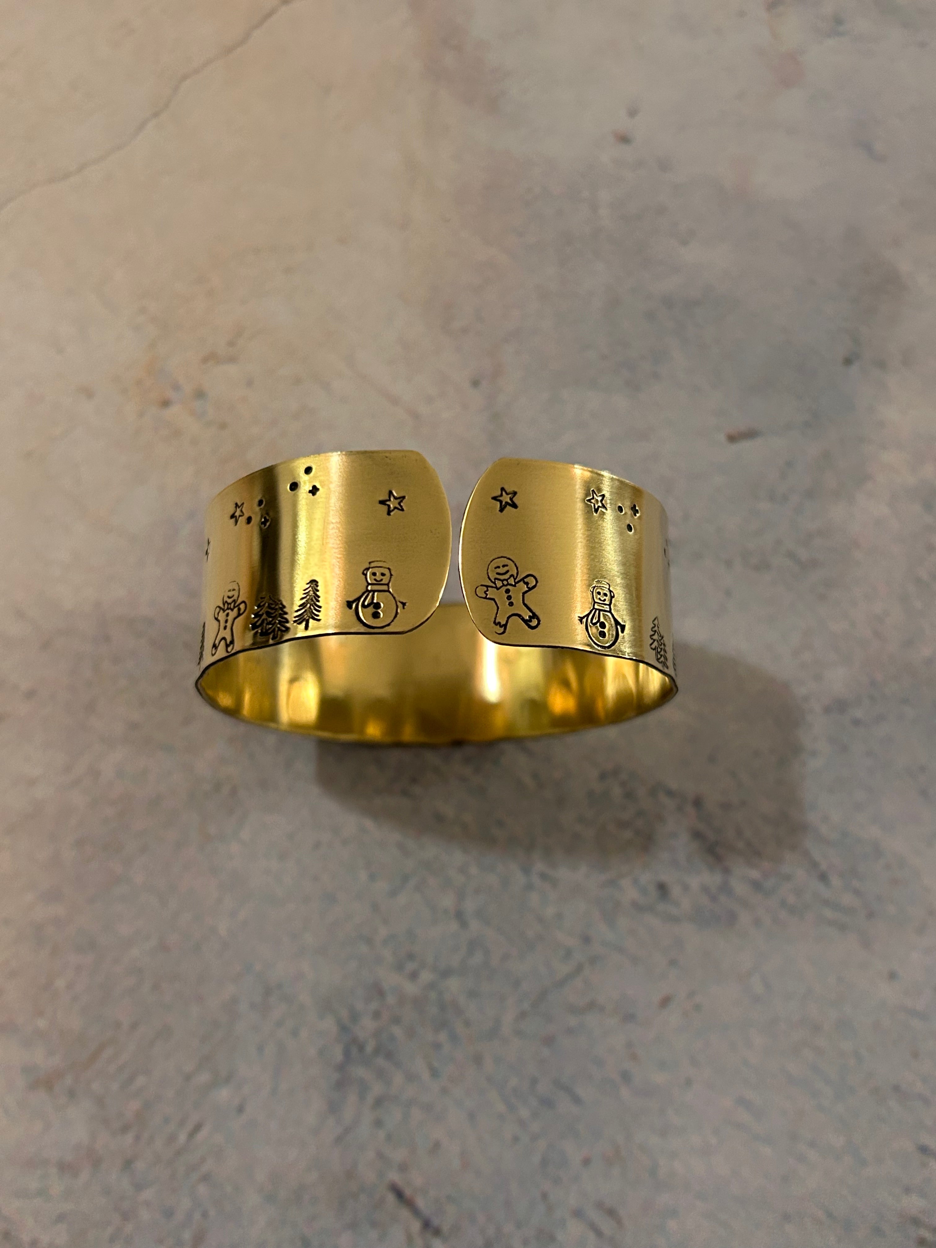 GINGERBREAD | Rond de serviette en laiton doré déjà gravé - Petite hauteur - Diamètre large ⌀5 cm