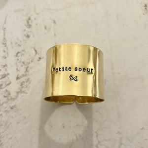 Petite soeur | Déjà gravé 🍀 Rond de diamètre standard en laiton