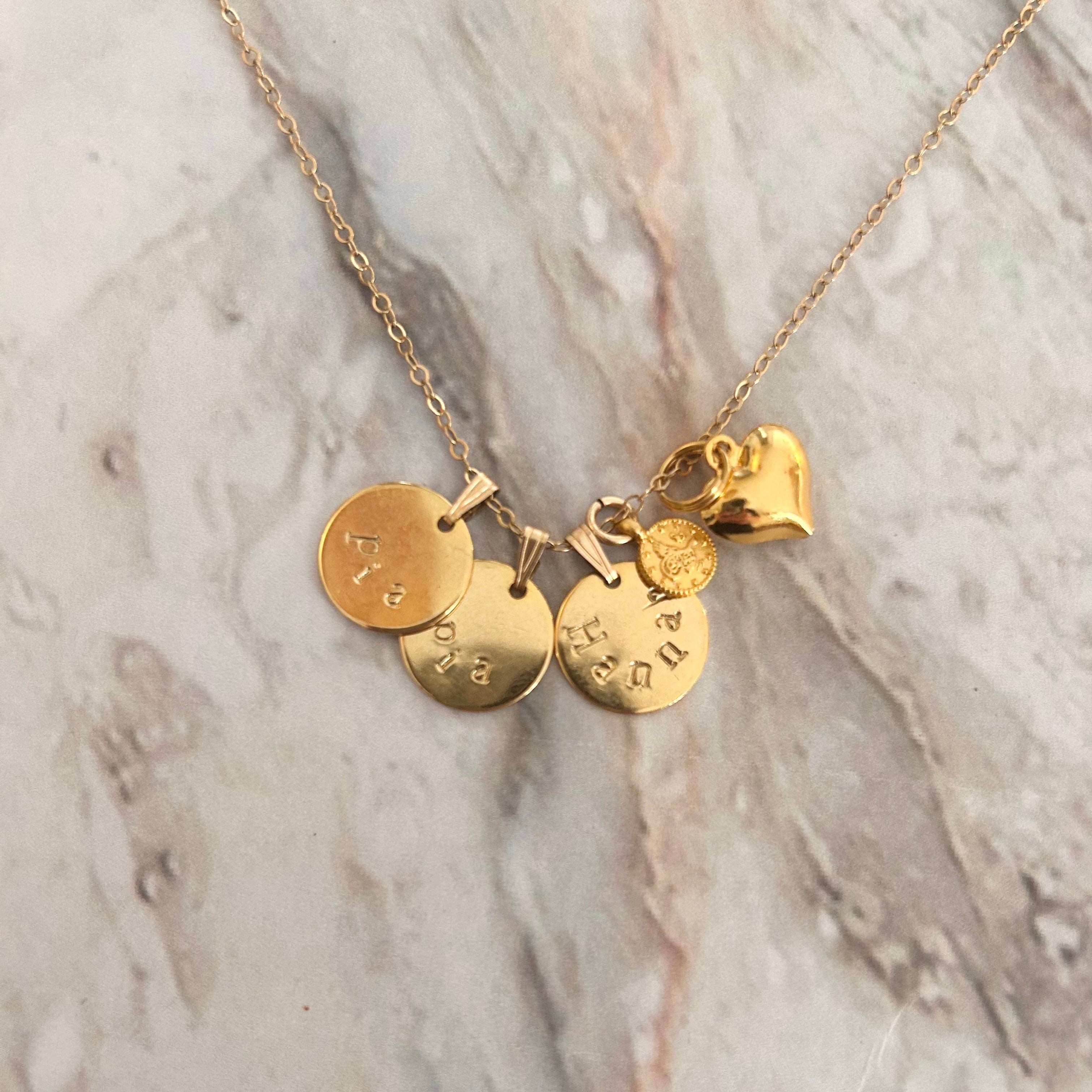 Collier Olga lunaire et petit coeur personnalisable | 1, 2 ou 3 médaillons