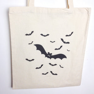 Halloween: bat tote bag